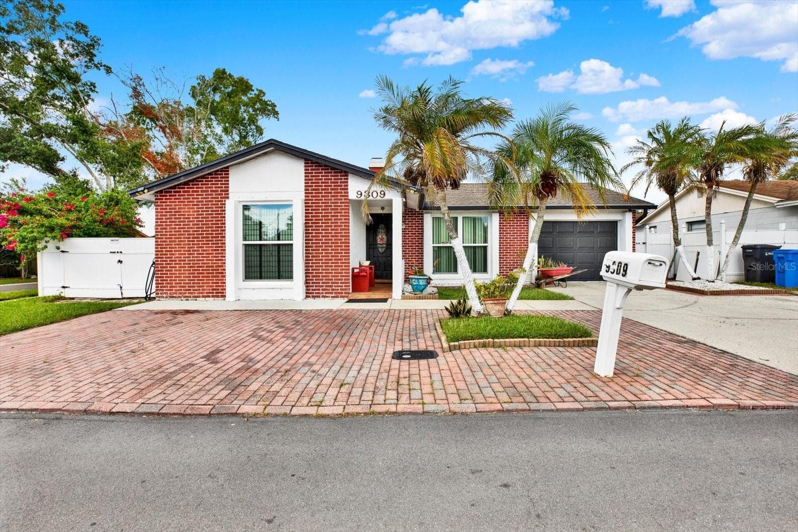Single Family Residence at 9309 ASHFIELD CT, TAMPA, photo 29 of 33