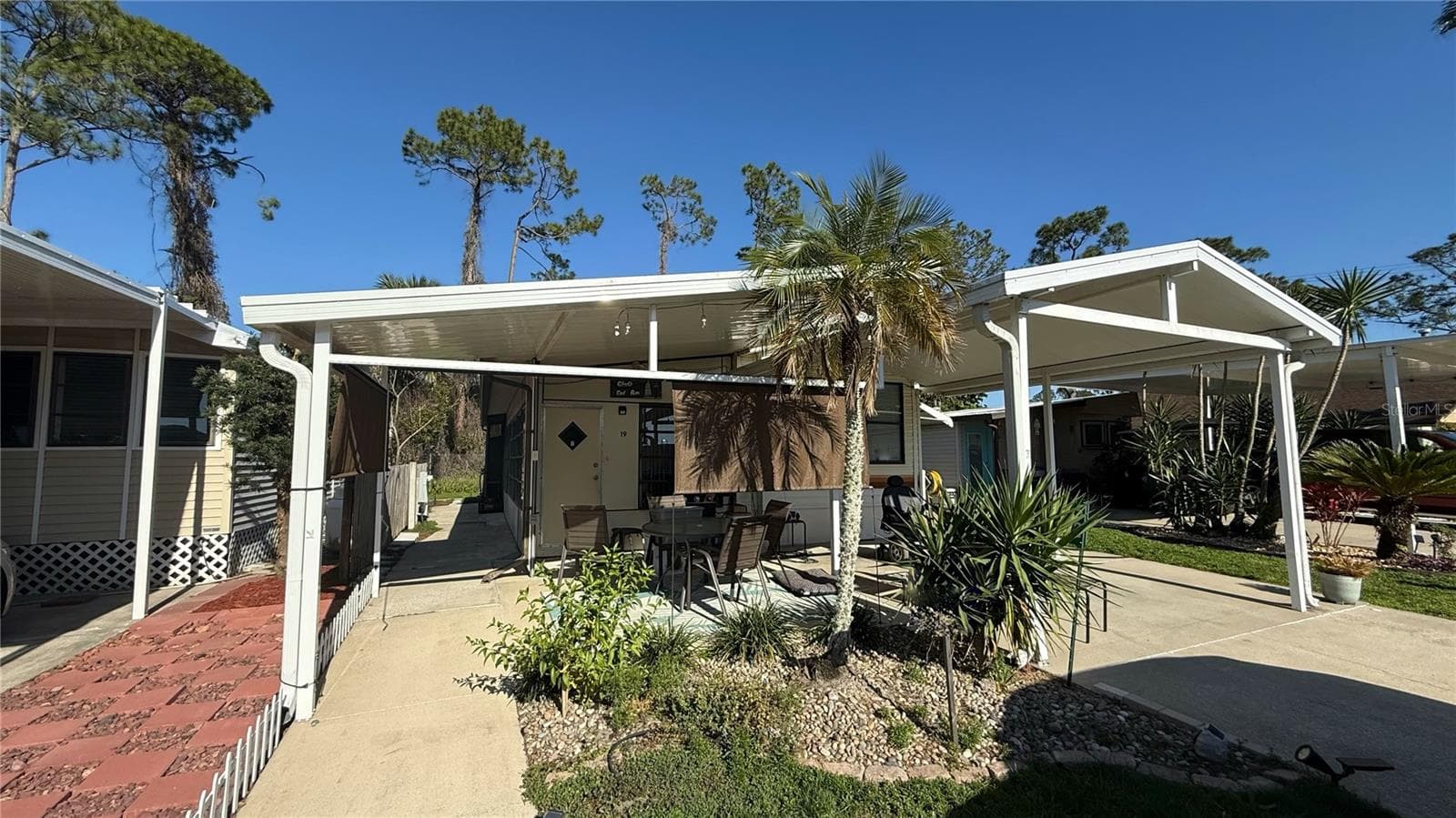 52 DEER RUN DR