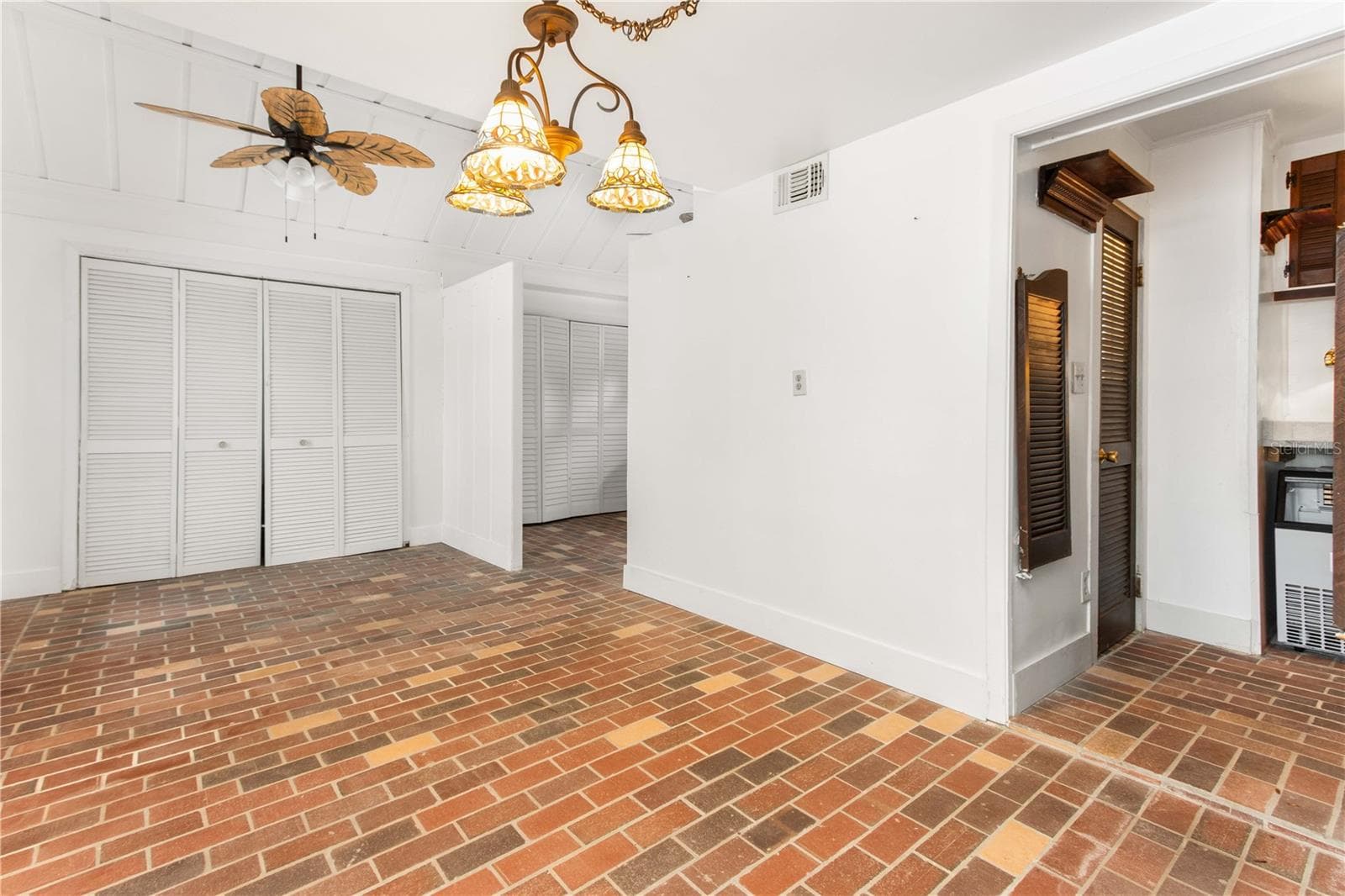 Dining Room - 806 NARCISSUS AVE, CLEARWATER BEACH
