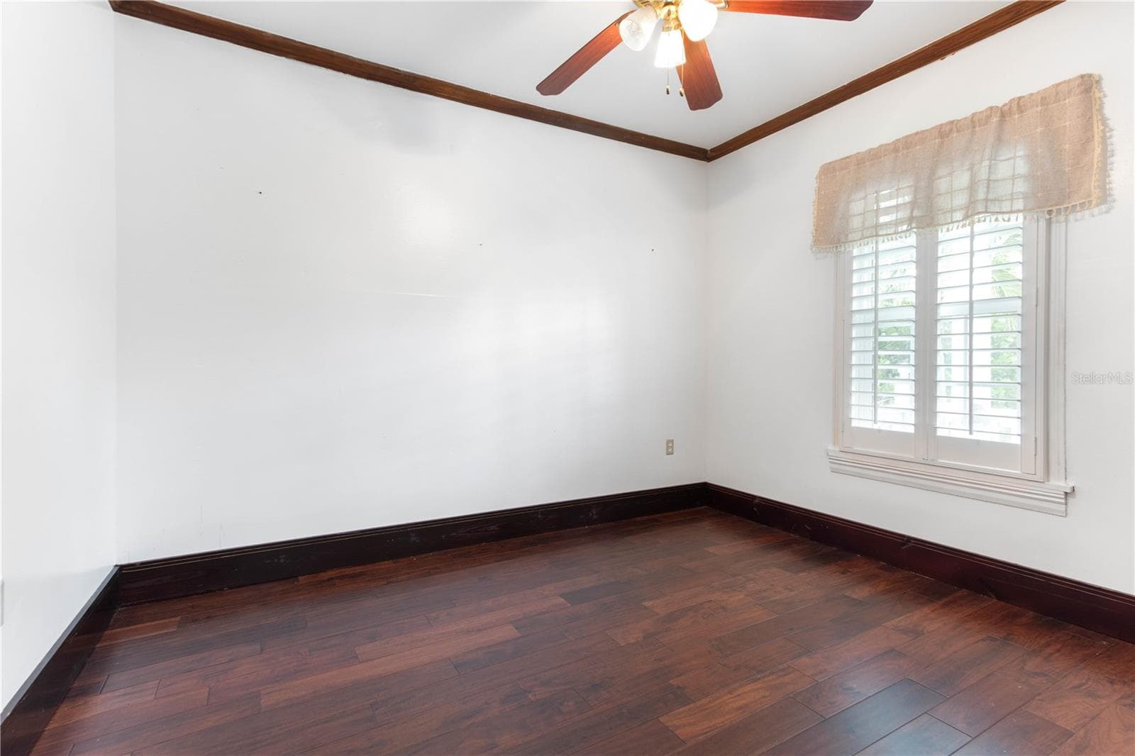 Single Family Residence at 806 NARCISSUS AVE, CLEARWATER BEACH, photo 42 of 48