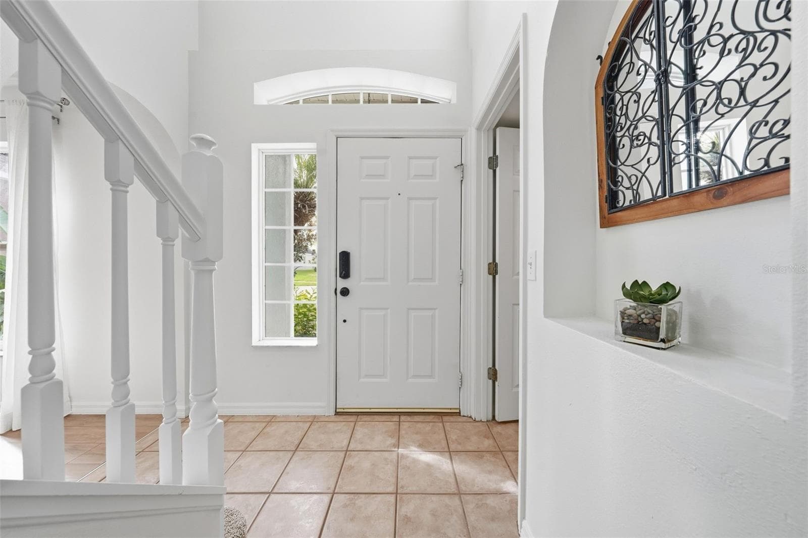 Good Natural Light - 6526 POMEROY CIR, ORLANDO
