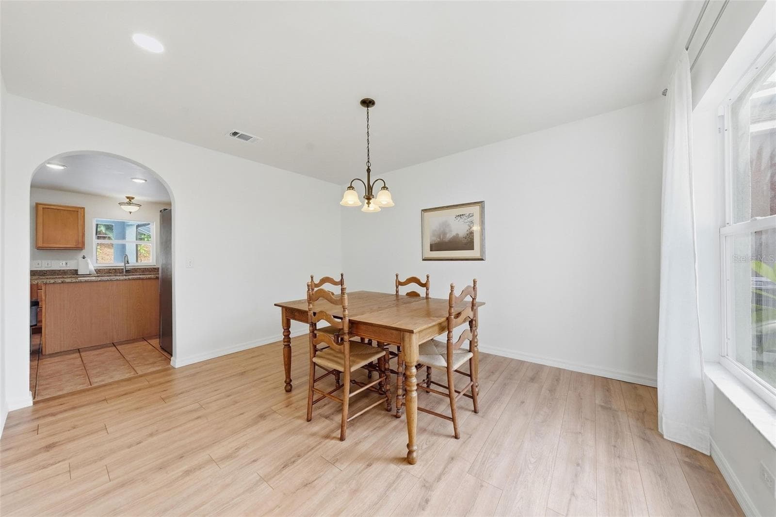 Dining Room open to the Kitchen - 6526 POMEROY CIR, ORLANDO