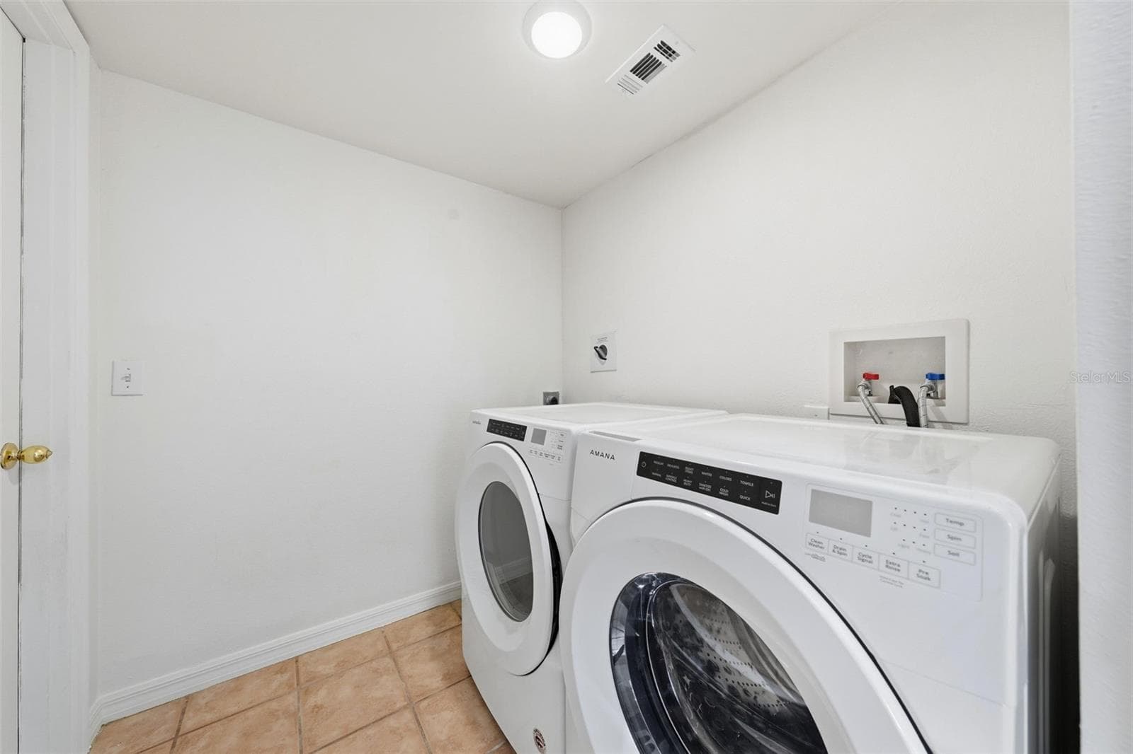 Inside Laundry - 6526 POMEROY CIR, ORLANDO