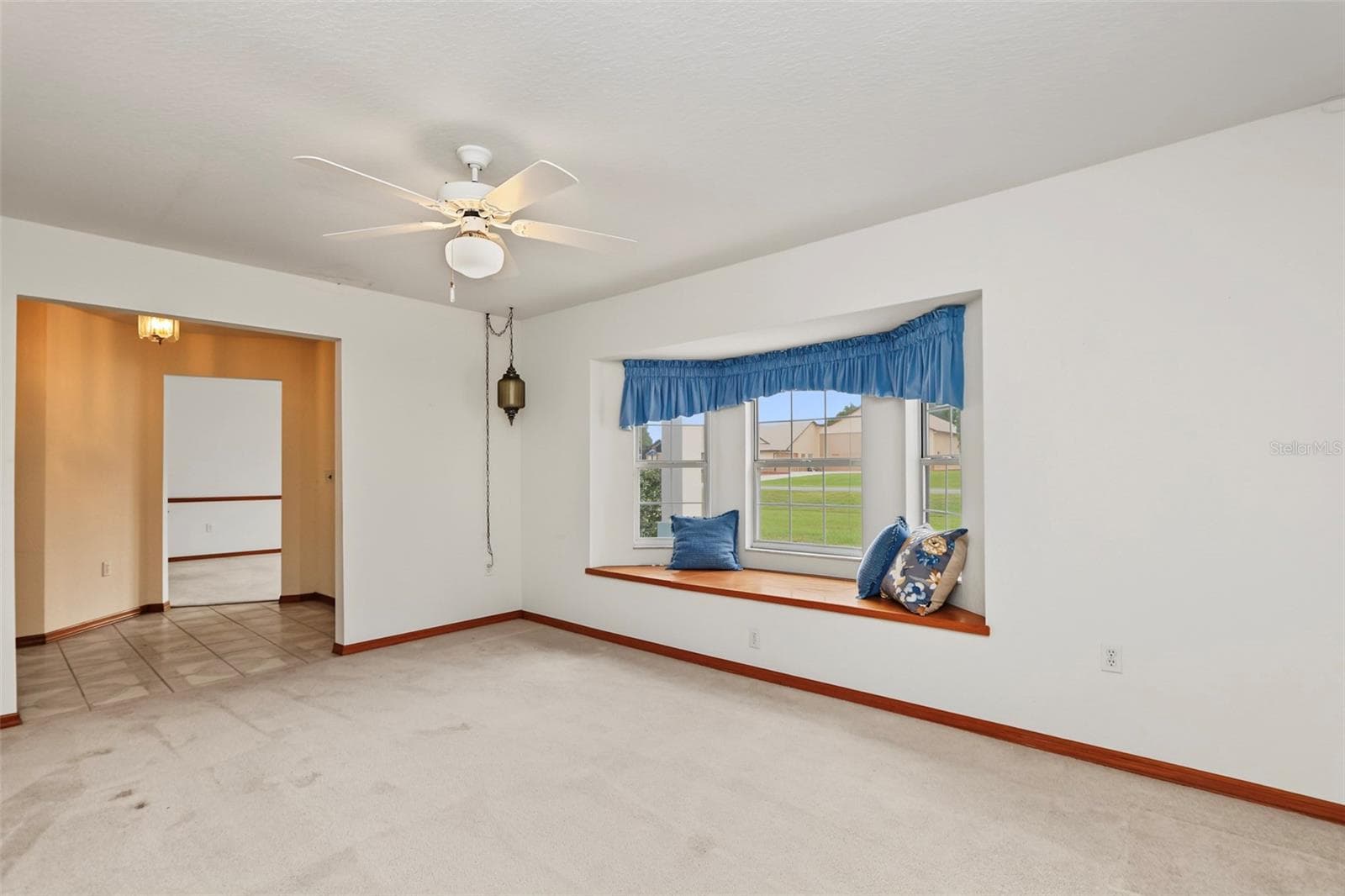 Formal Living Room - 9479 SE 70TH TER, OCALA