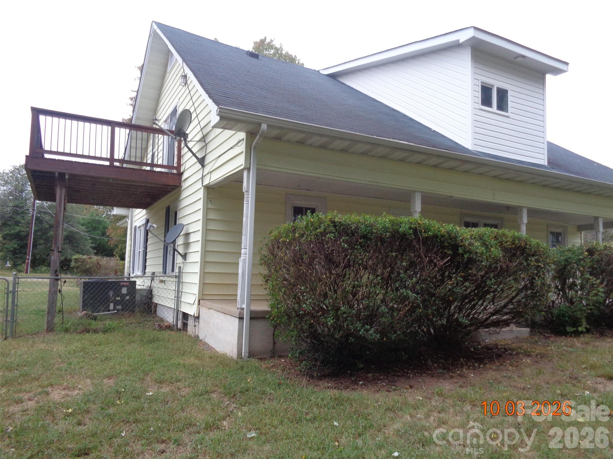 Single Family Residence at 5 Ferguson Street, Granite Falls, photo 3 of 41