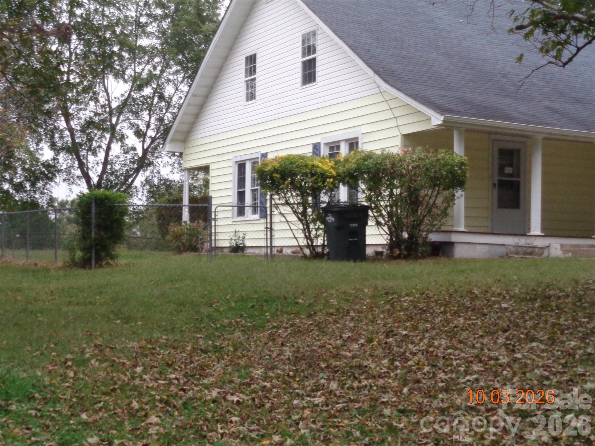 Single Family Residence at 5 Ferguson Street, Granite Falls, photo 5 of 41