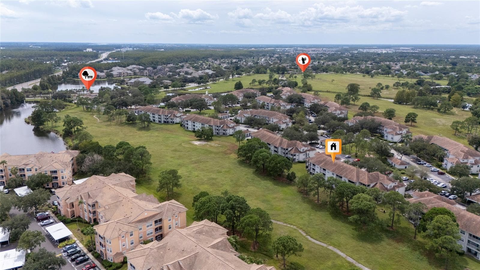 Condominium at 14013 FAIRWAY ISLAND DR #415, ORLANDO, photo 7 of 29