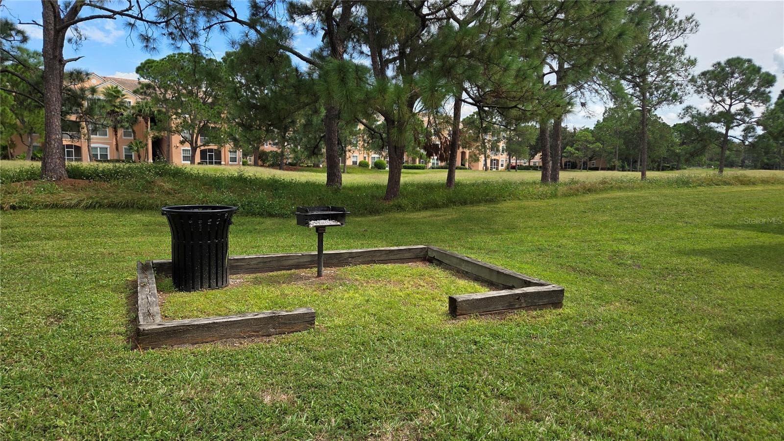 Condominium at 14013 FAIRWAY ISLAND DR #415, ORLANDO, photo 12 of 29