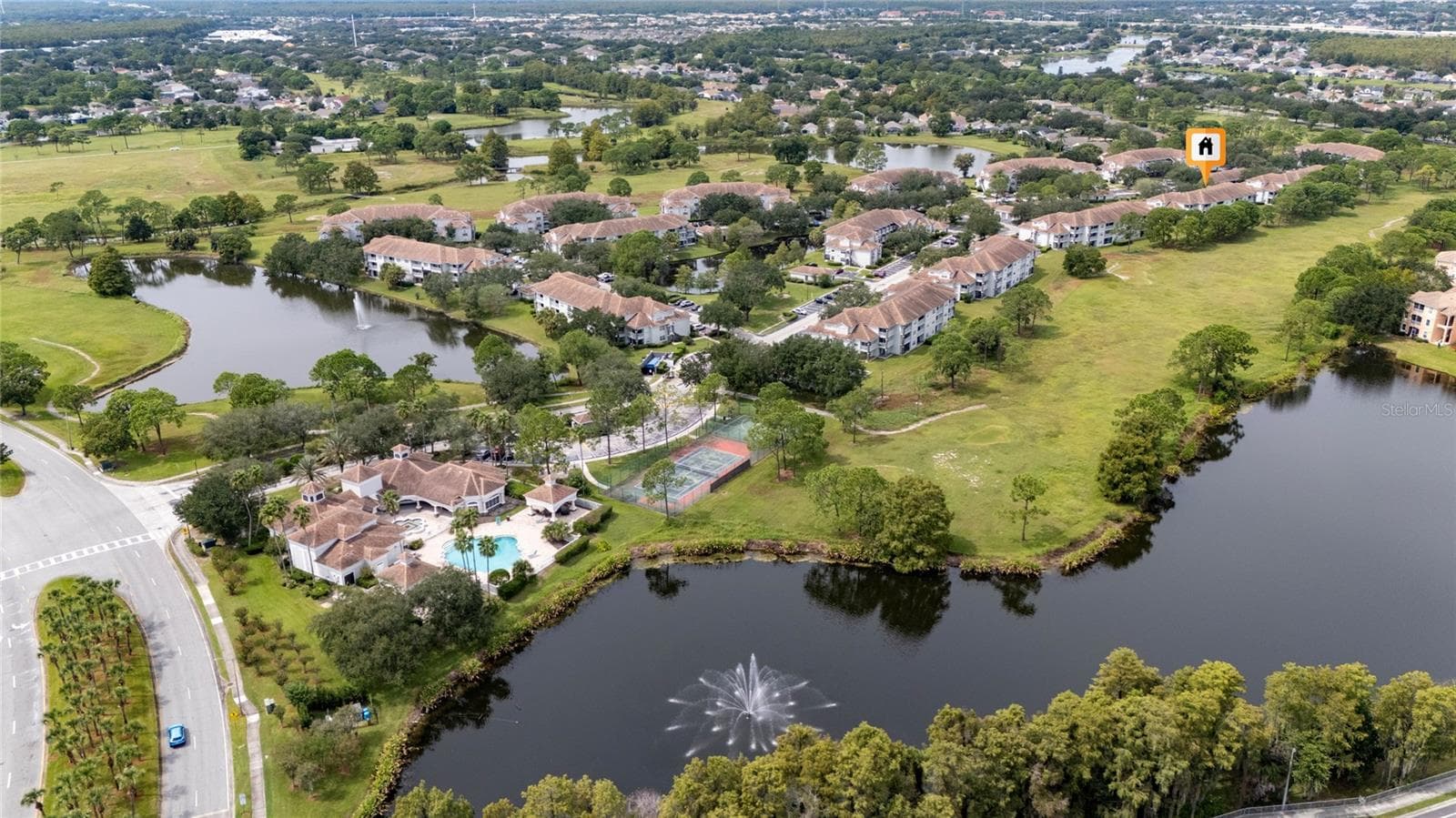 Condominium at 14013 FAIRWAY ISLAND DR #415, ORLANDO, photo 15 of 29