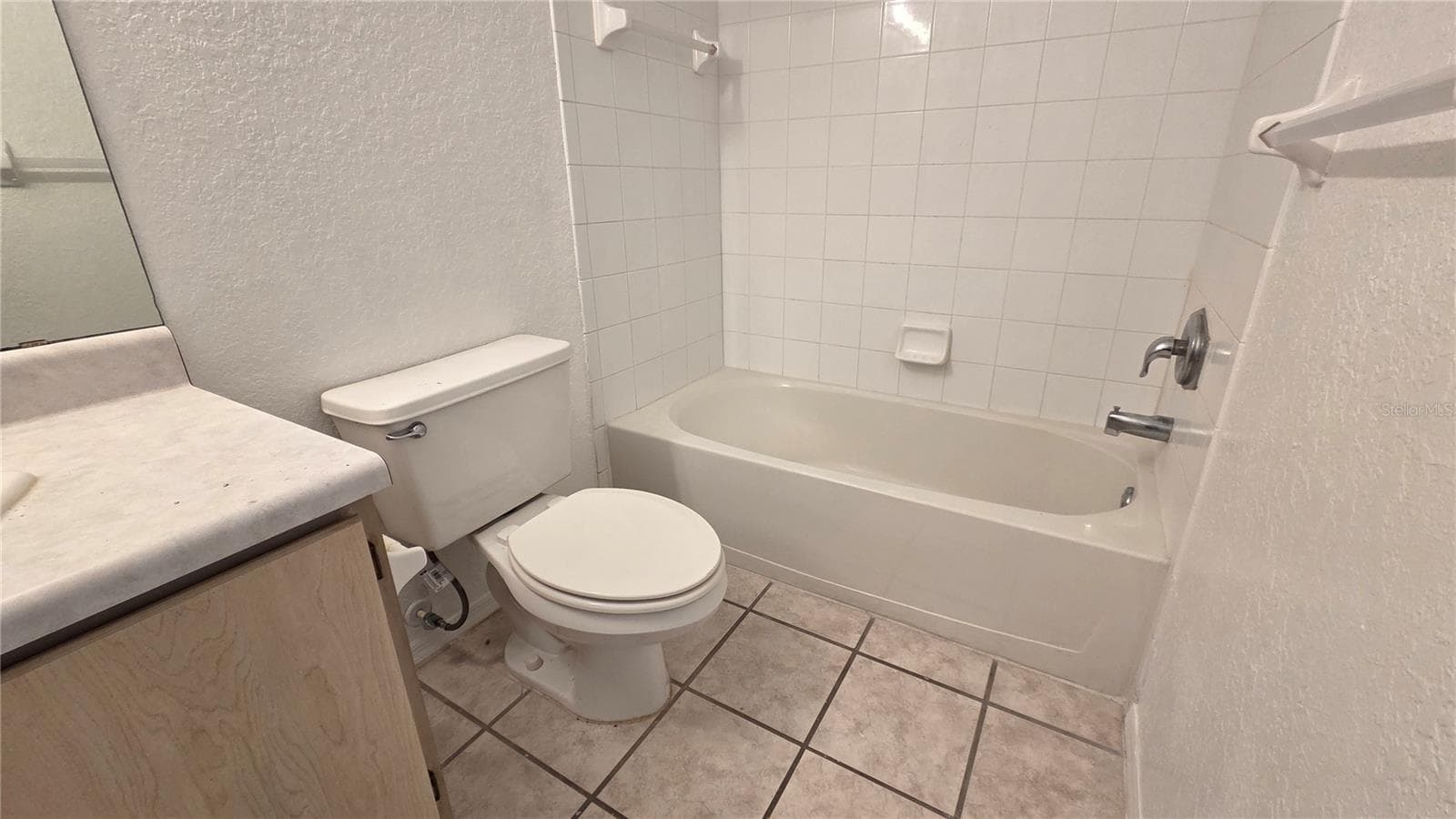Condominium at 14013 FAIRWAY ISLAND DR #415, ORLANDO, photo 28 of 29