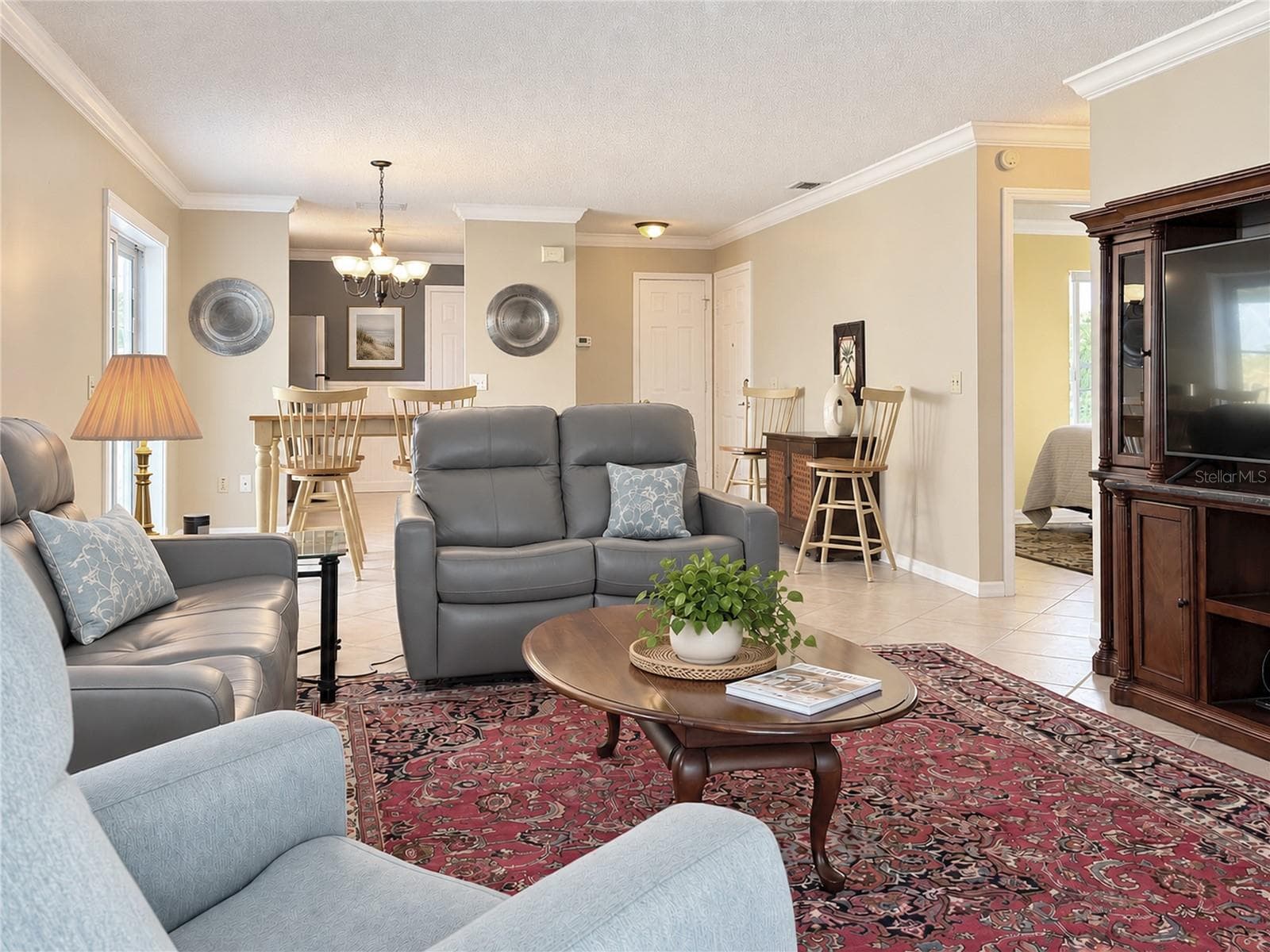 TURN-KEY, Electric reclining furniture (sofa, loveseat & recliner) - 1318 BALBOA CT, THE VILLAGES