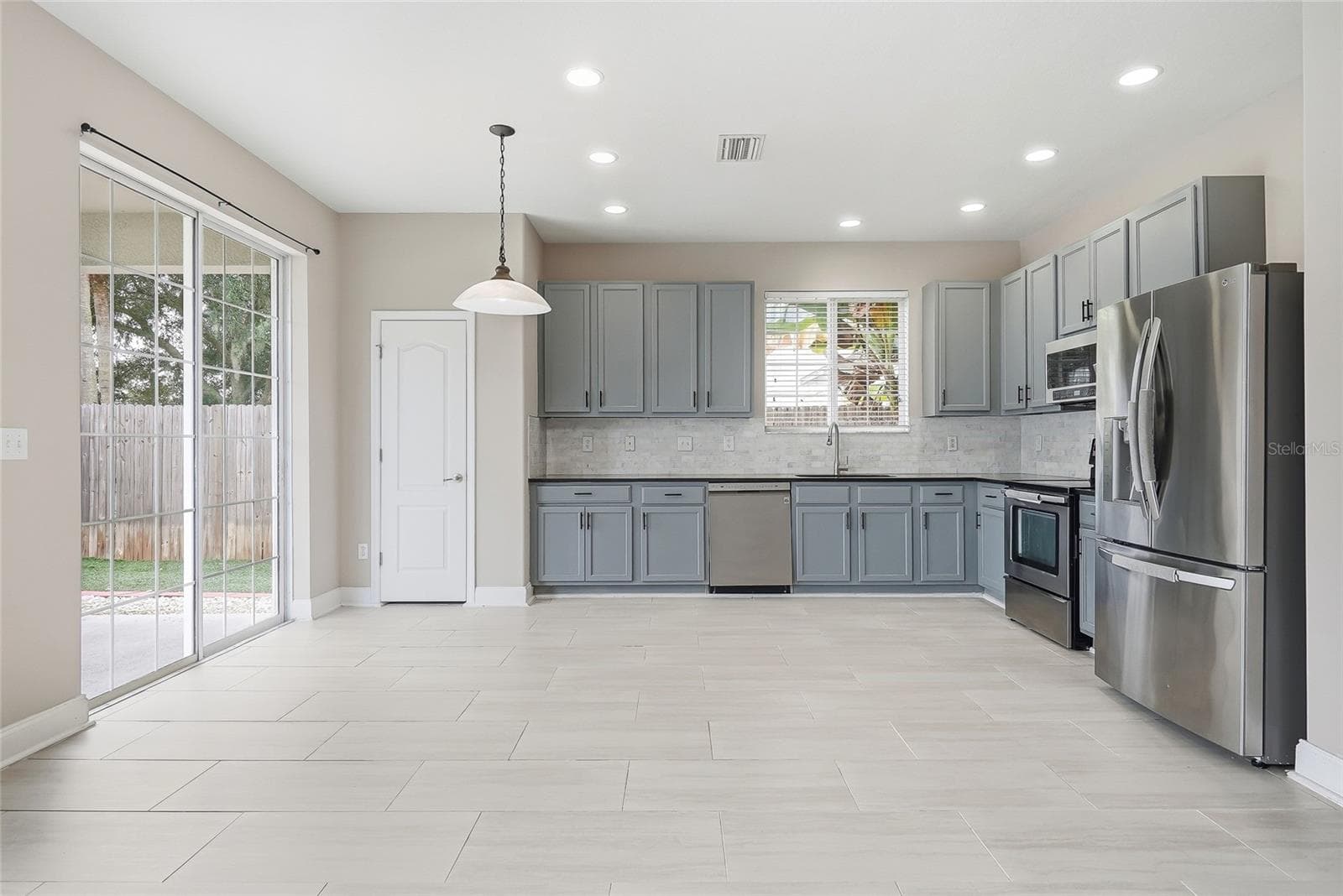 Single Family Residence at 9237 C WELLSTONE DR, LAND O LAKES, photo 3 of 43