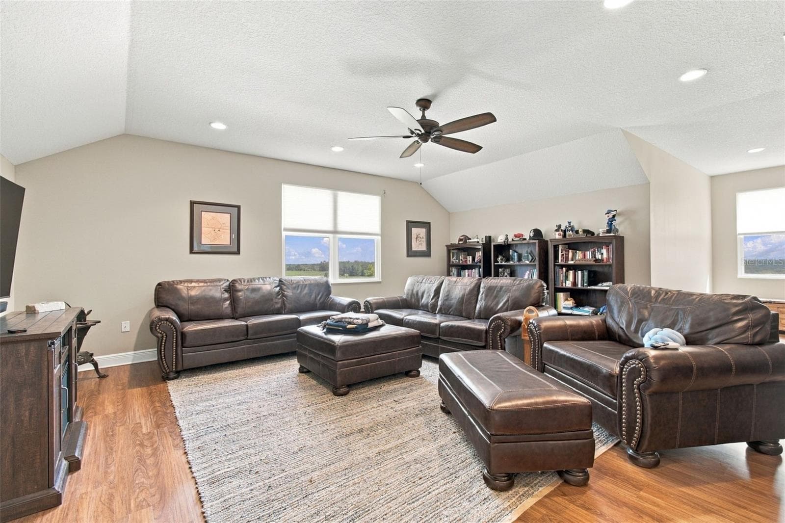 Single Family Residence at 16705 HILLTOP HORIZONS PL, DADE CITY, photo 29 of 58