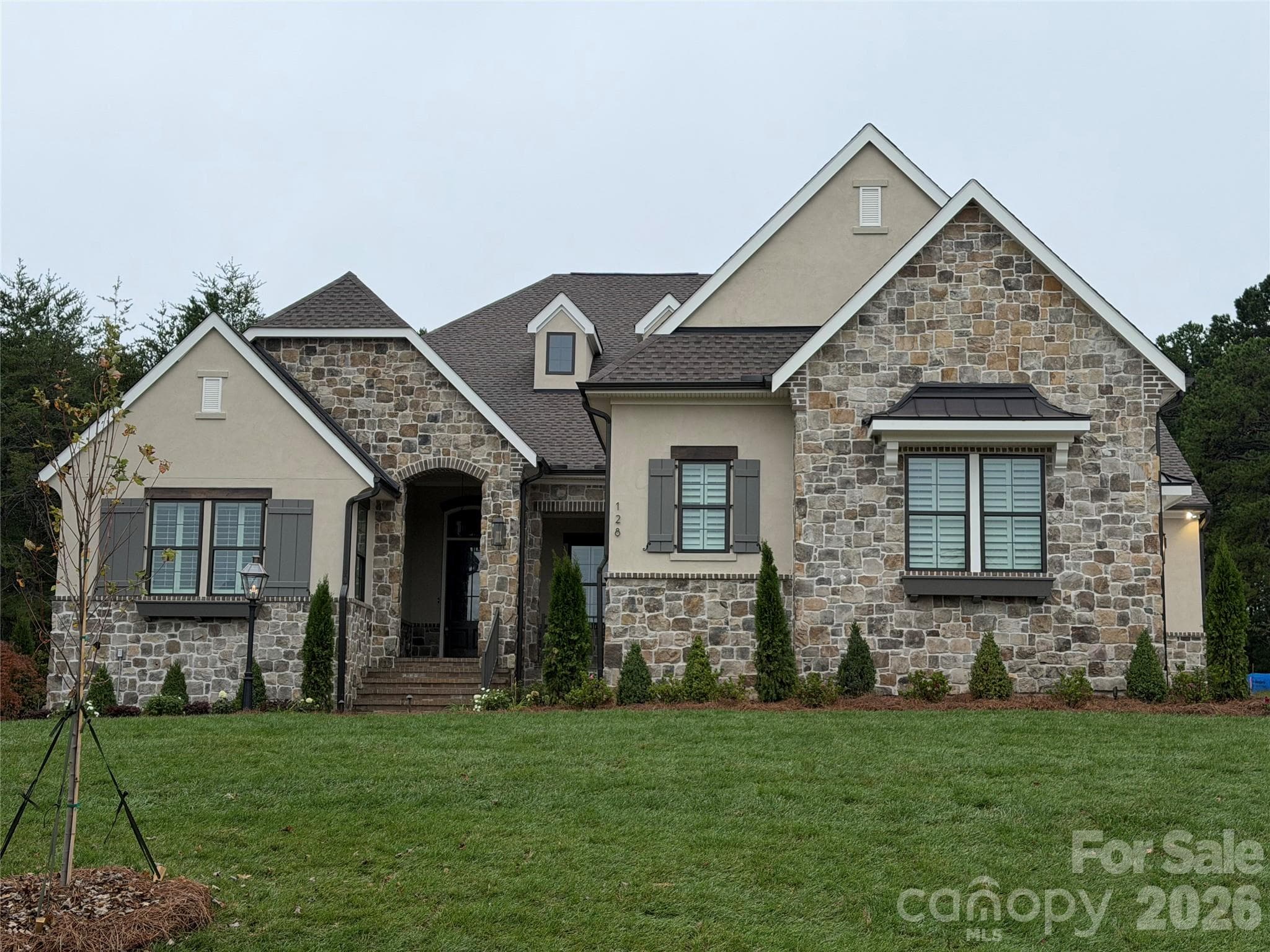 128 Willow View Loop