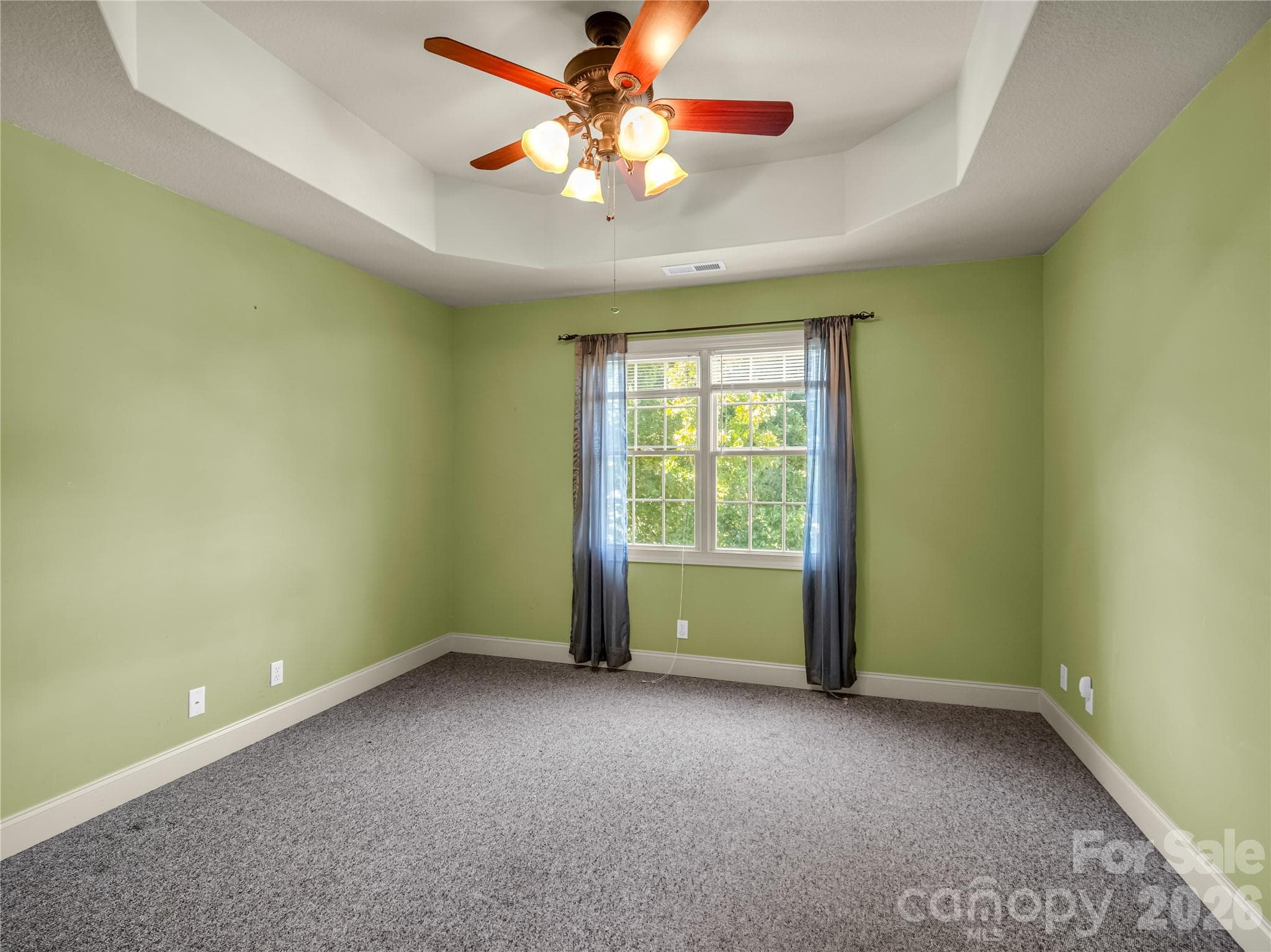 3rd bedroom on upper level - 61 Mountain Shadows Drive, Leicester