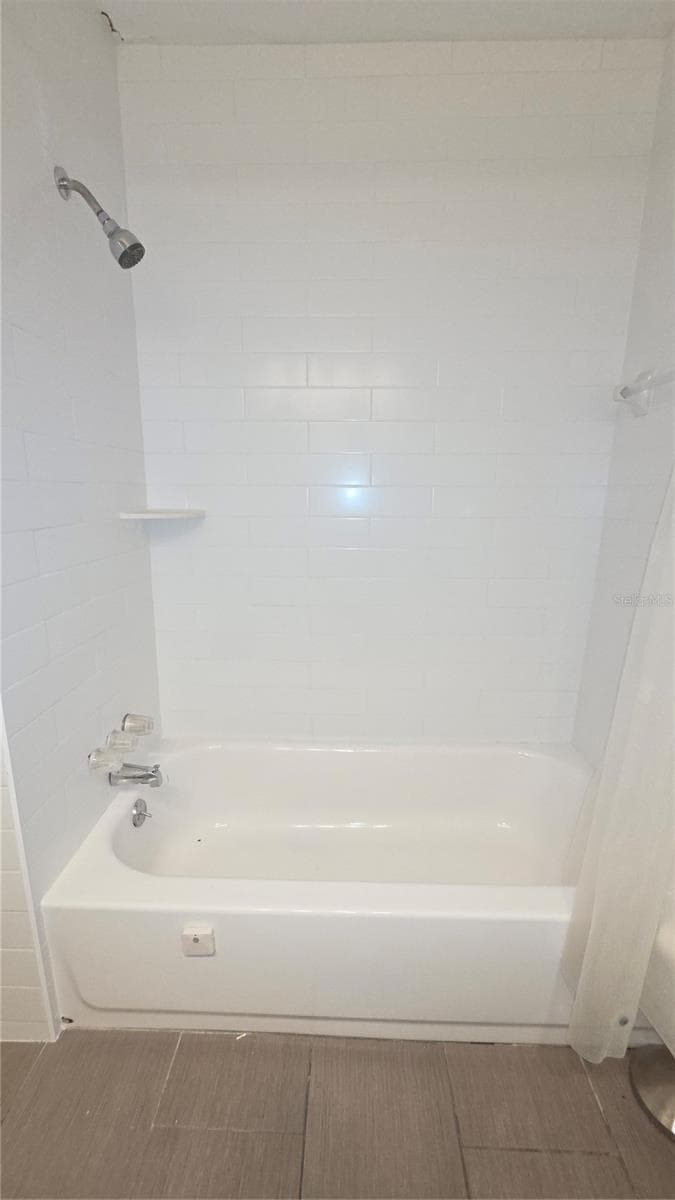 Bathroom - 4403 GANDY CIR, TAMPA