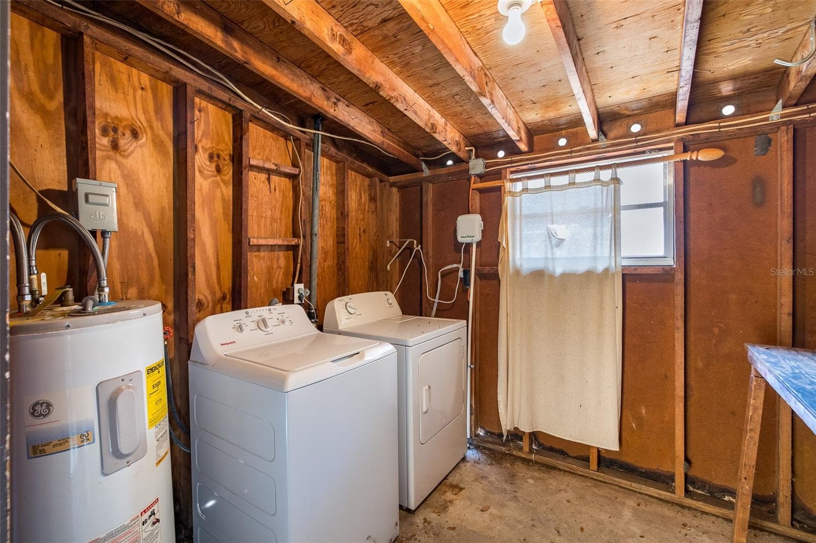 Laundry room - 4403 GANDY CIR, TAMPA