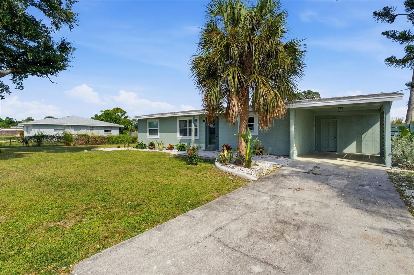 Single Family Residence at 1757 MOVA ST, SARASOTA, photo 3 of 40