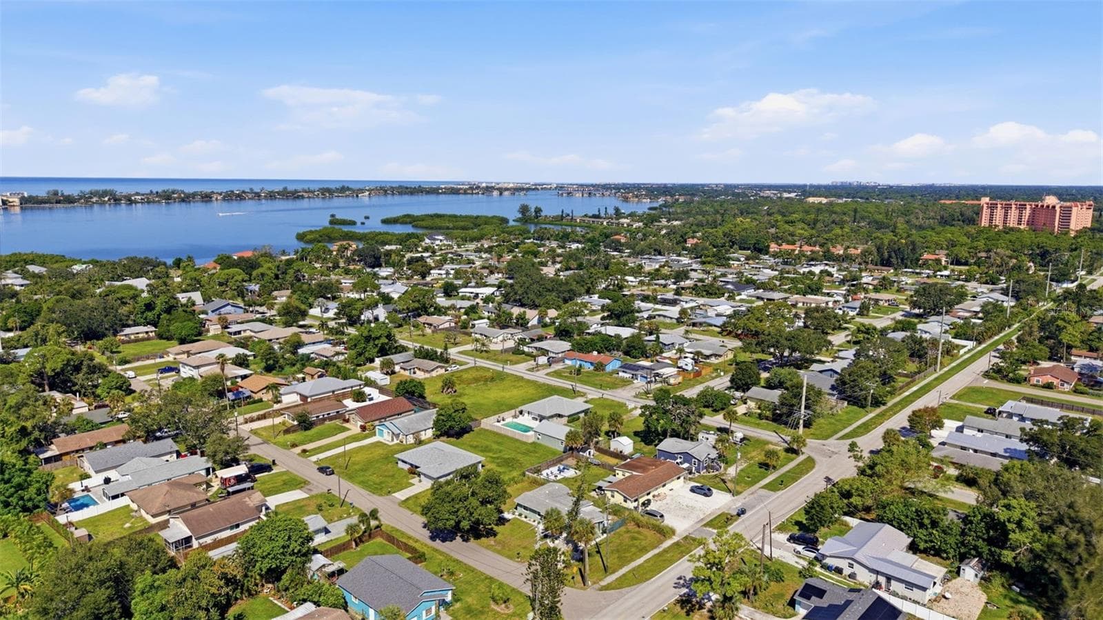 Single Family Residence at 1757 MOVA ST, SARASOTA, photo 28 of 40