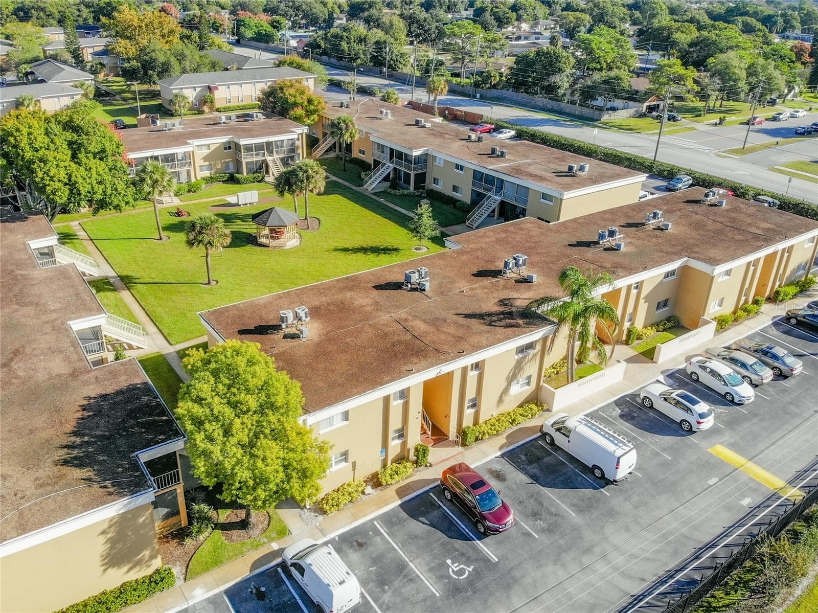Condominium at 1000 LAKE OF THE WOODS BLVD #202H, FERN PARK, photo 4 of 37