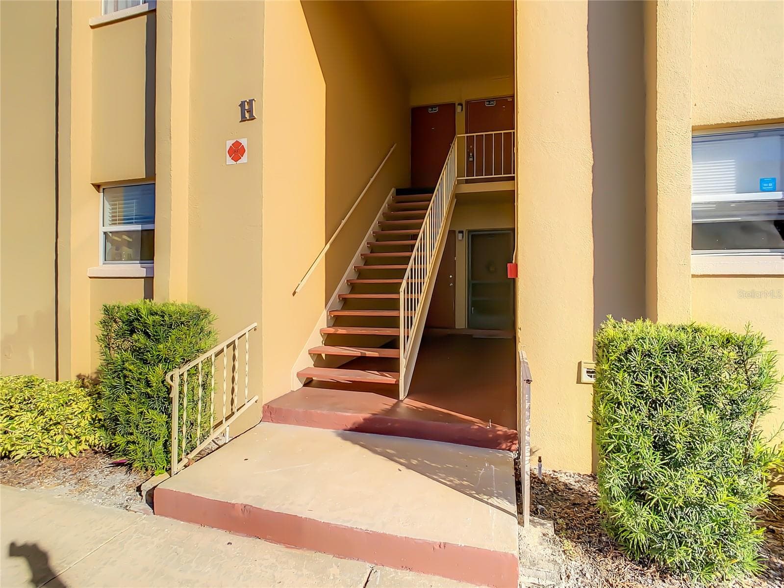 Condominium at 1000 LAKE OF THE WOODS BLVD #202H, FERN PARK, photo 6 of 37