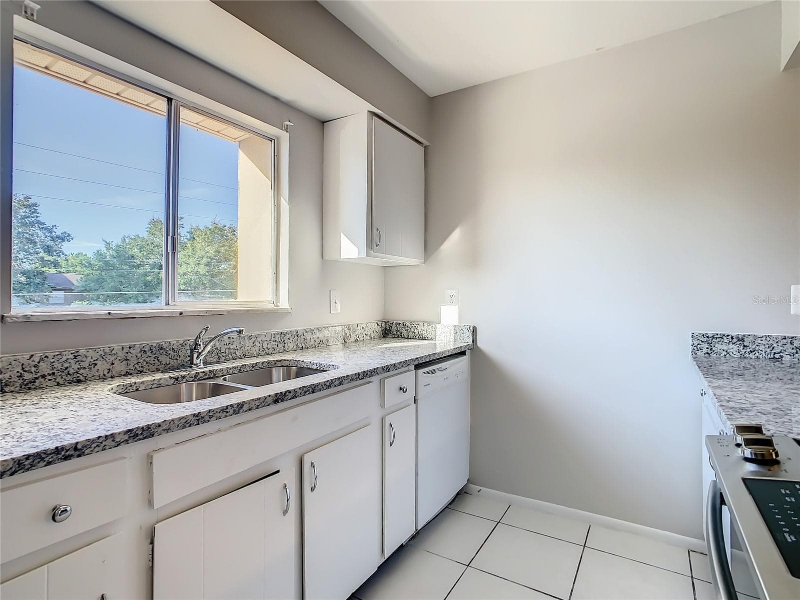Condominium at 1000 LAKE OF THE WOODS BLVD #202H, FERN PARK, photo 14 of 37