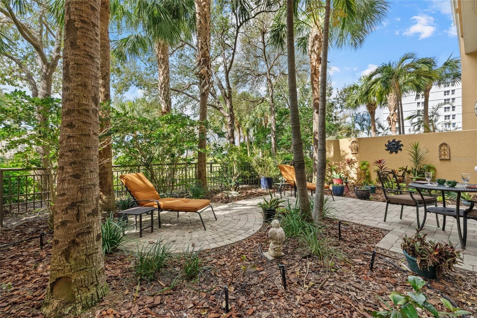 Condominium at 800 N TAMIAMI TRL #103, SARASOTA, photo 6 of 58