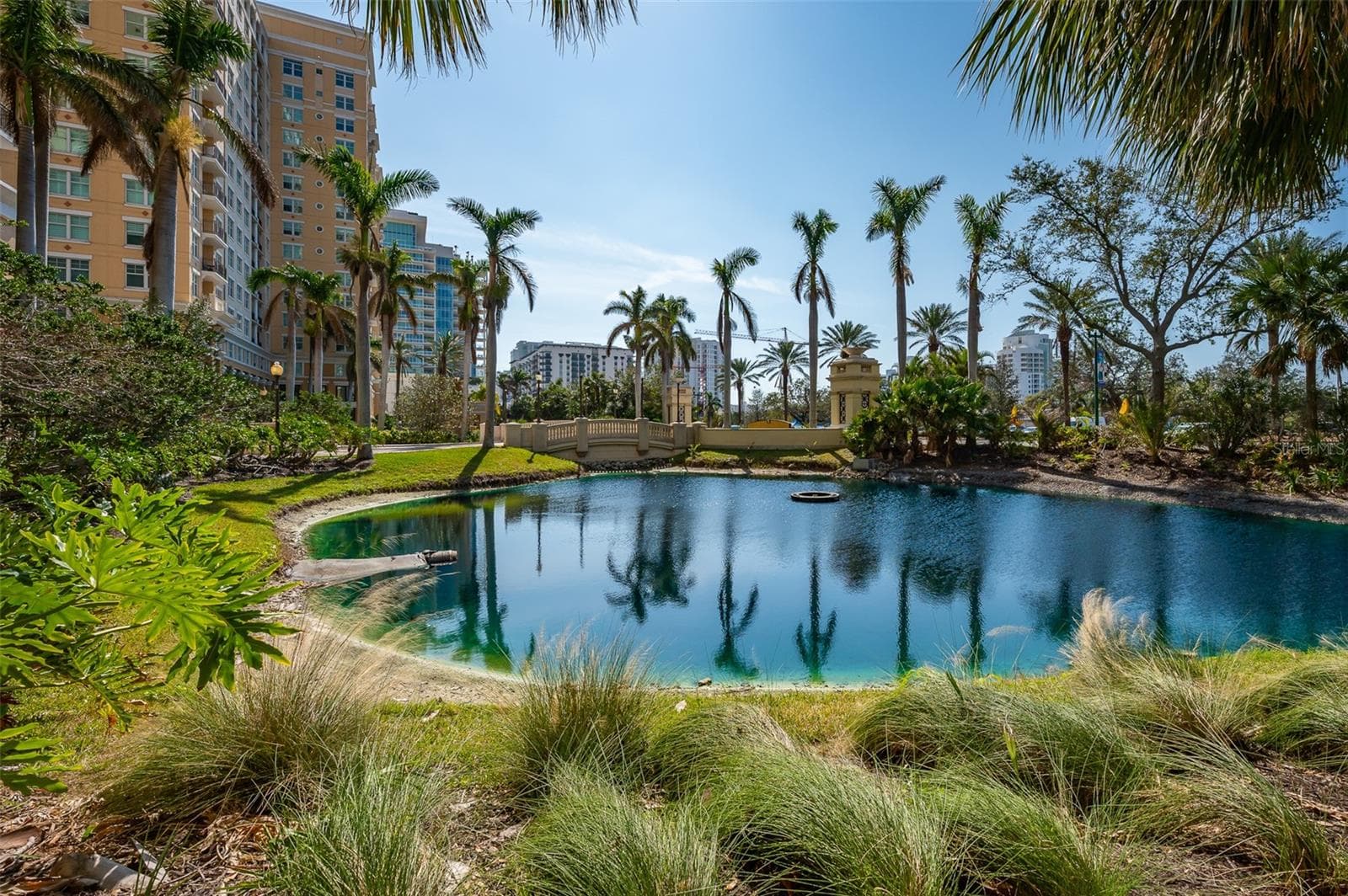 Condominium at 800 N TAMIAMI TRL #103, SARASOTA, photo 49 of 58