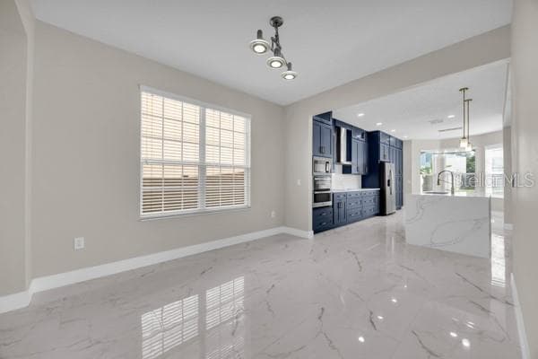 Single Family Residence at 12703 MOSS PARK RIDGE DR, ORLANDO, photo 14 of 81