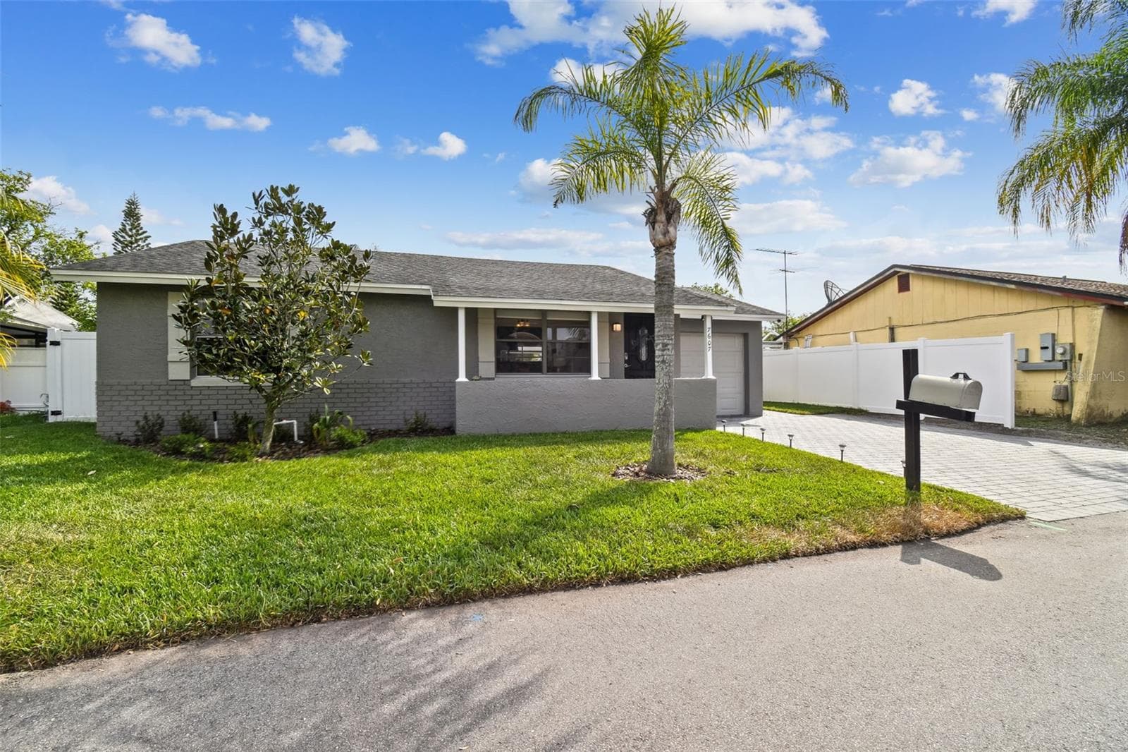 Single Family Residence at 7607 WOODLAND OAKS CT, TAMPA, photo 65 of 67