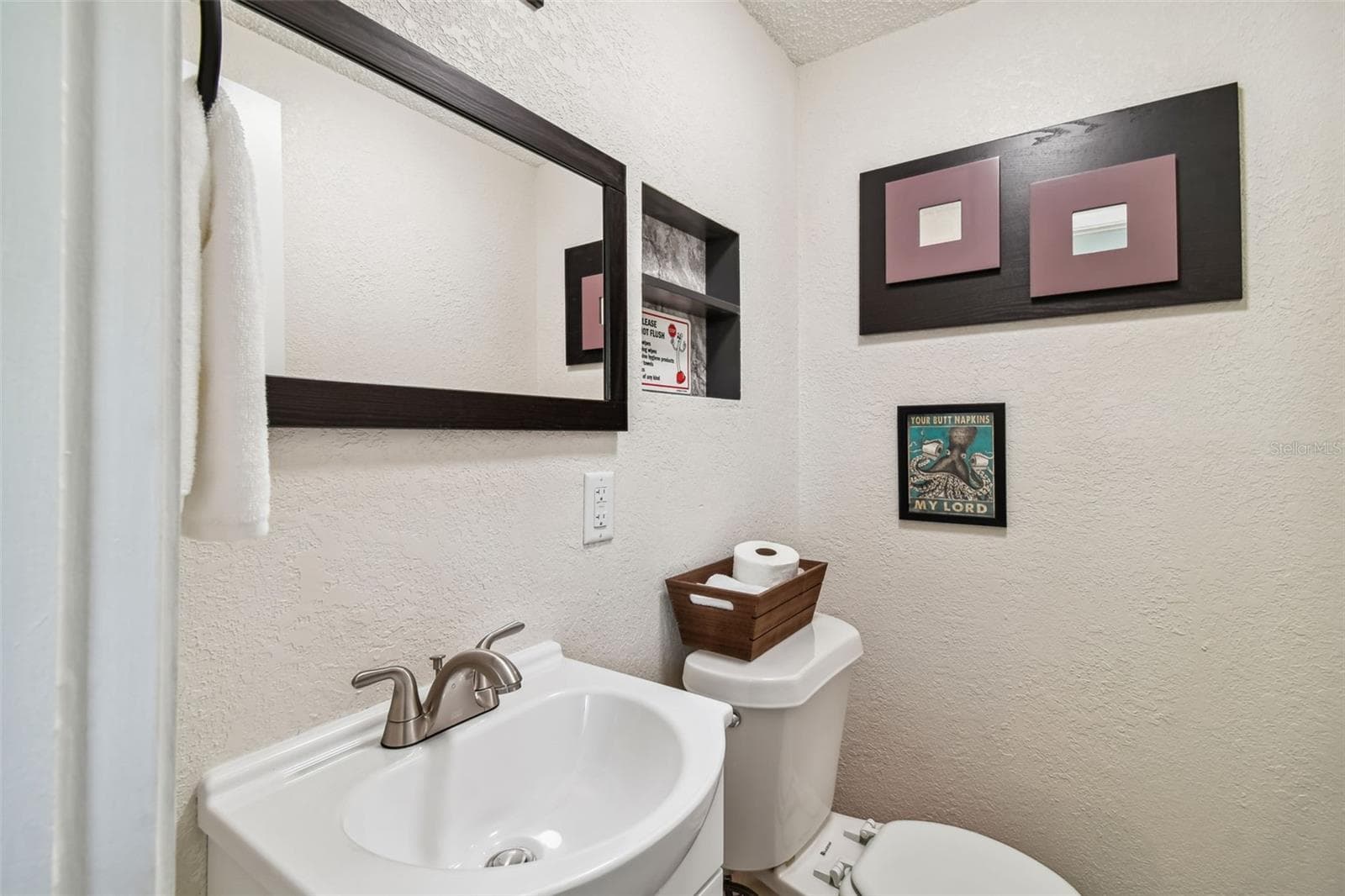 Single Family Residence at 7607 WOODLAND OAKS CT, TAMPA, photo 40 of 67