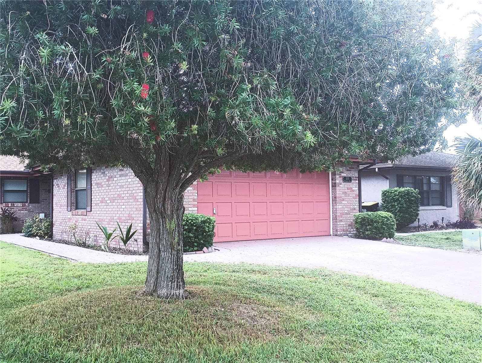Front of Home - 575 SAINT ANDREWS RD, WINTER HAVEN