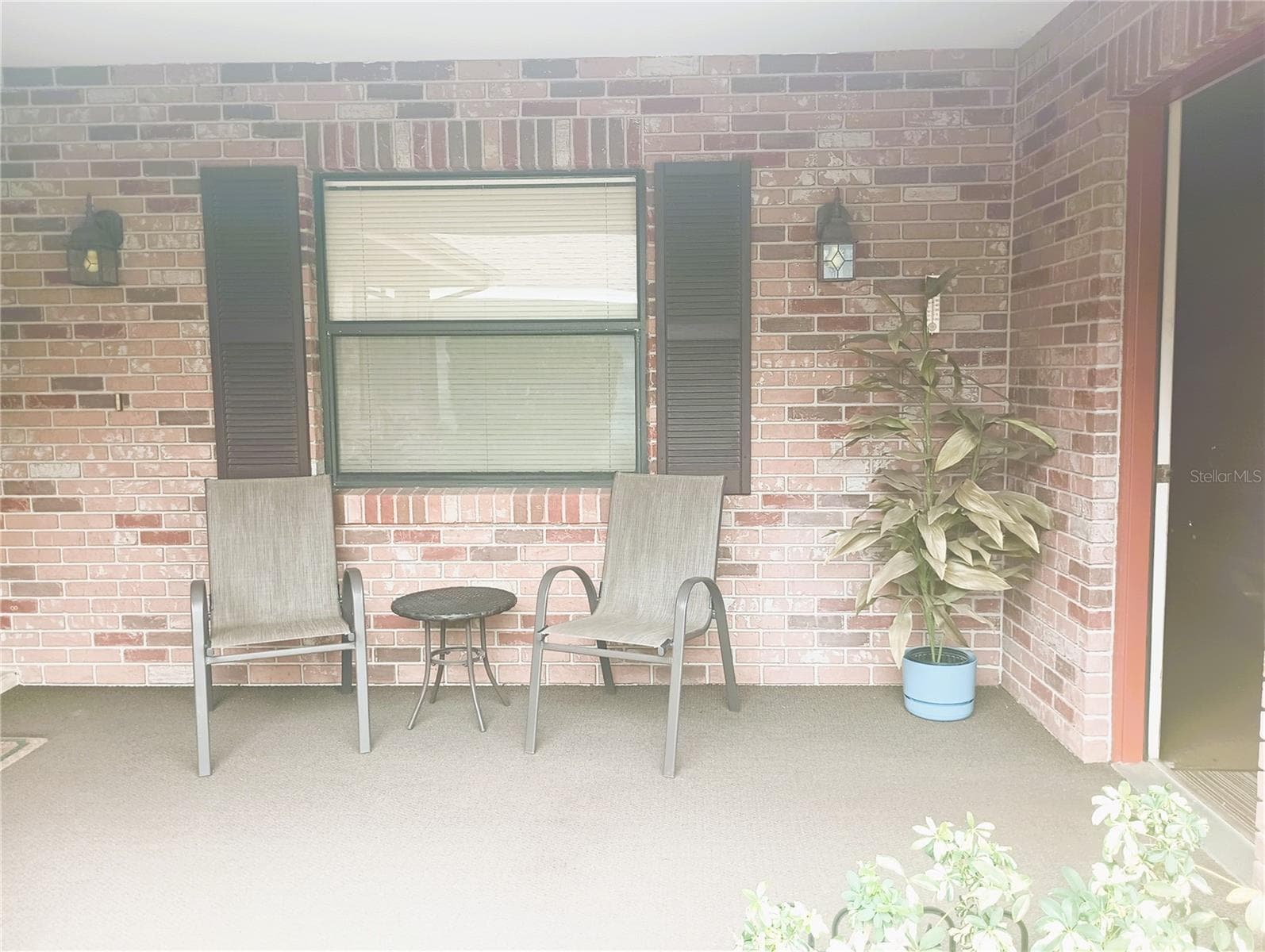 Front Porch - 575 SAINT ANDREWS RD, WINTER HAVEN