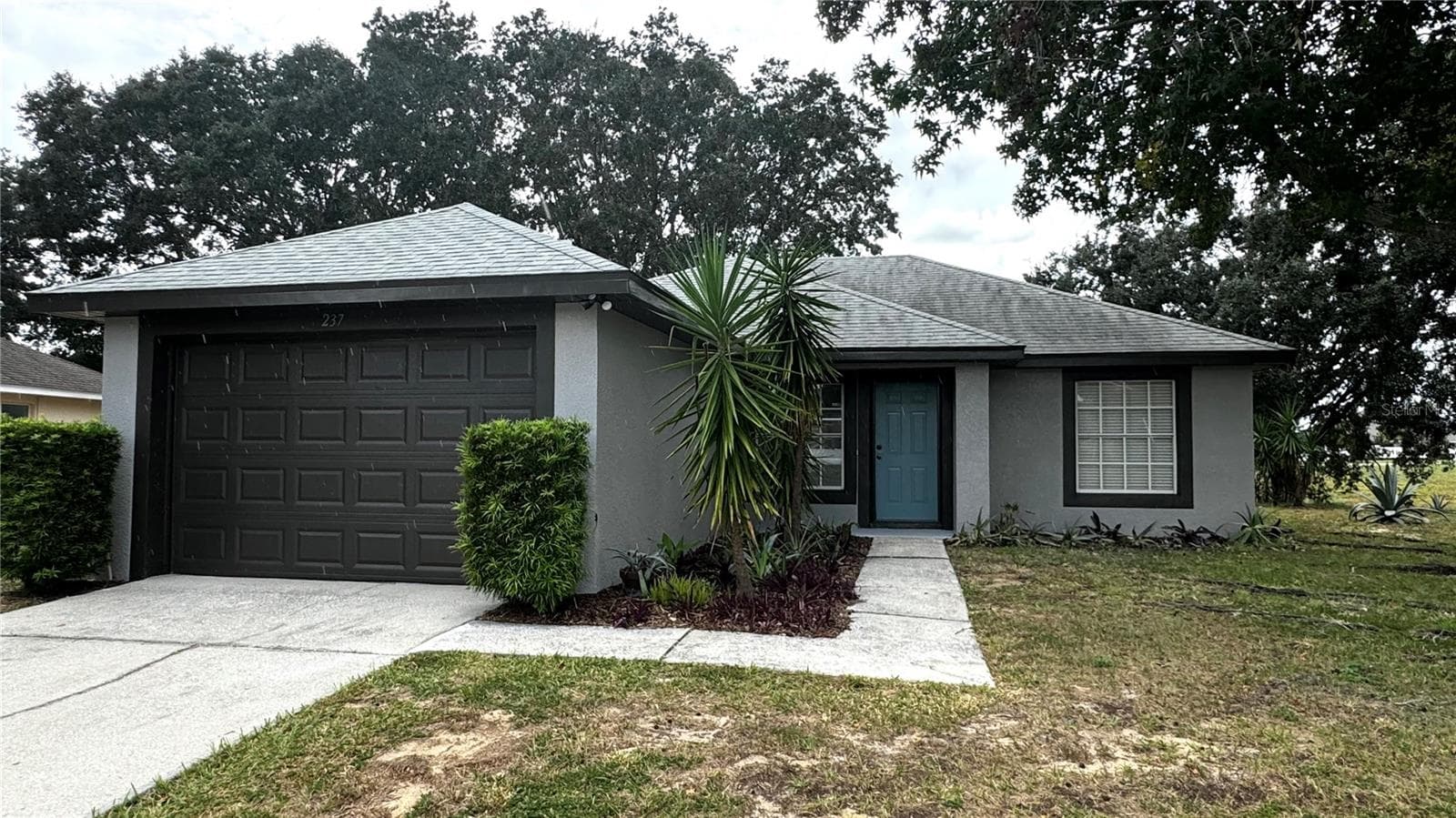 237 WALPOLE LOOP