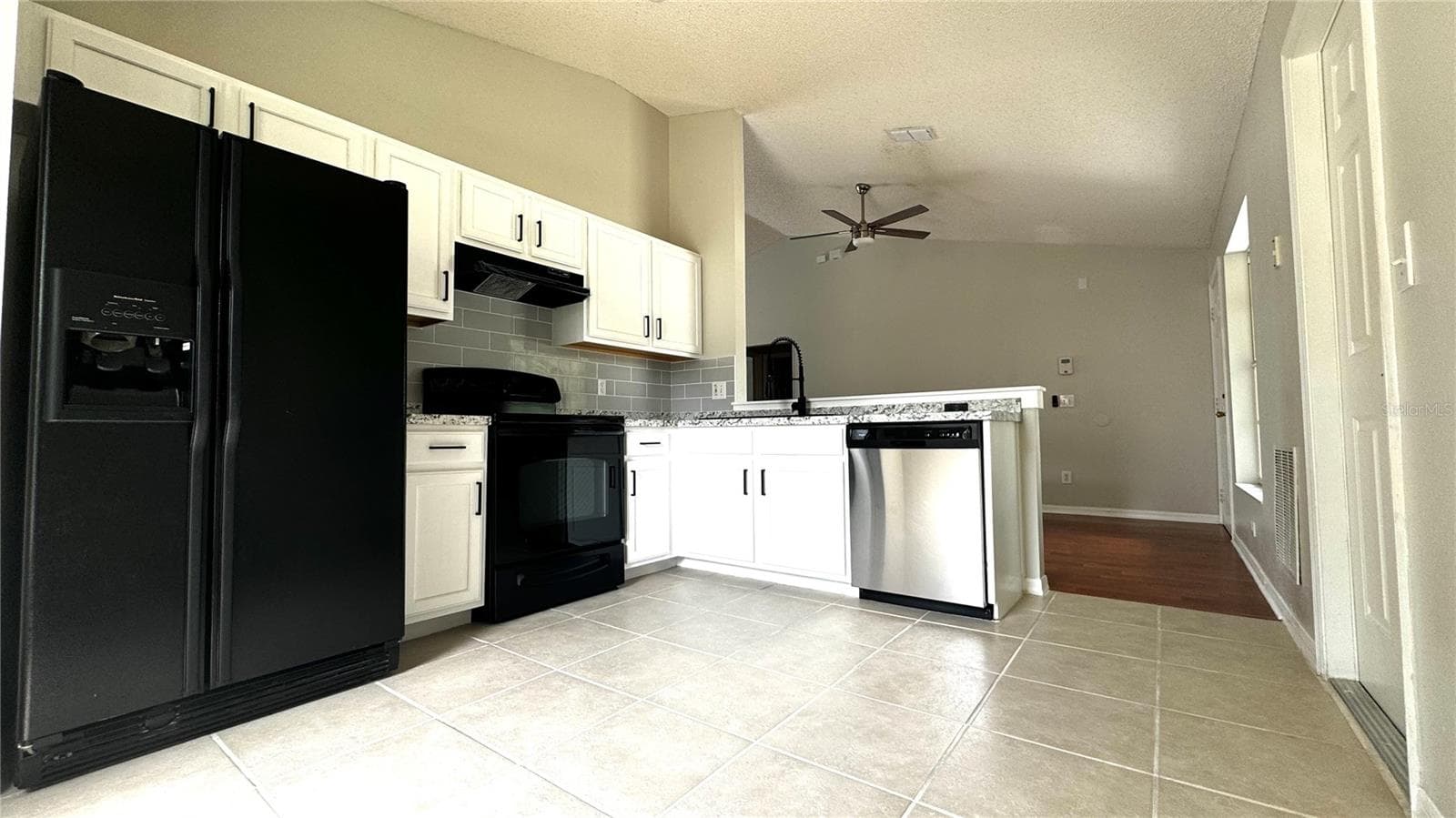 Eat In Kitchen - 237 WALPOLE LOOP, DAVENPORT