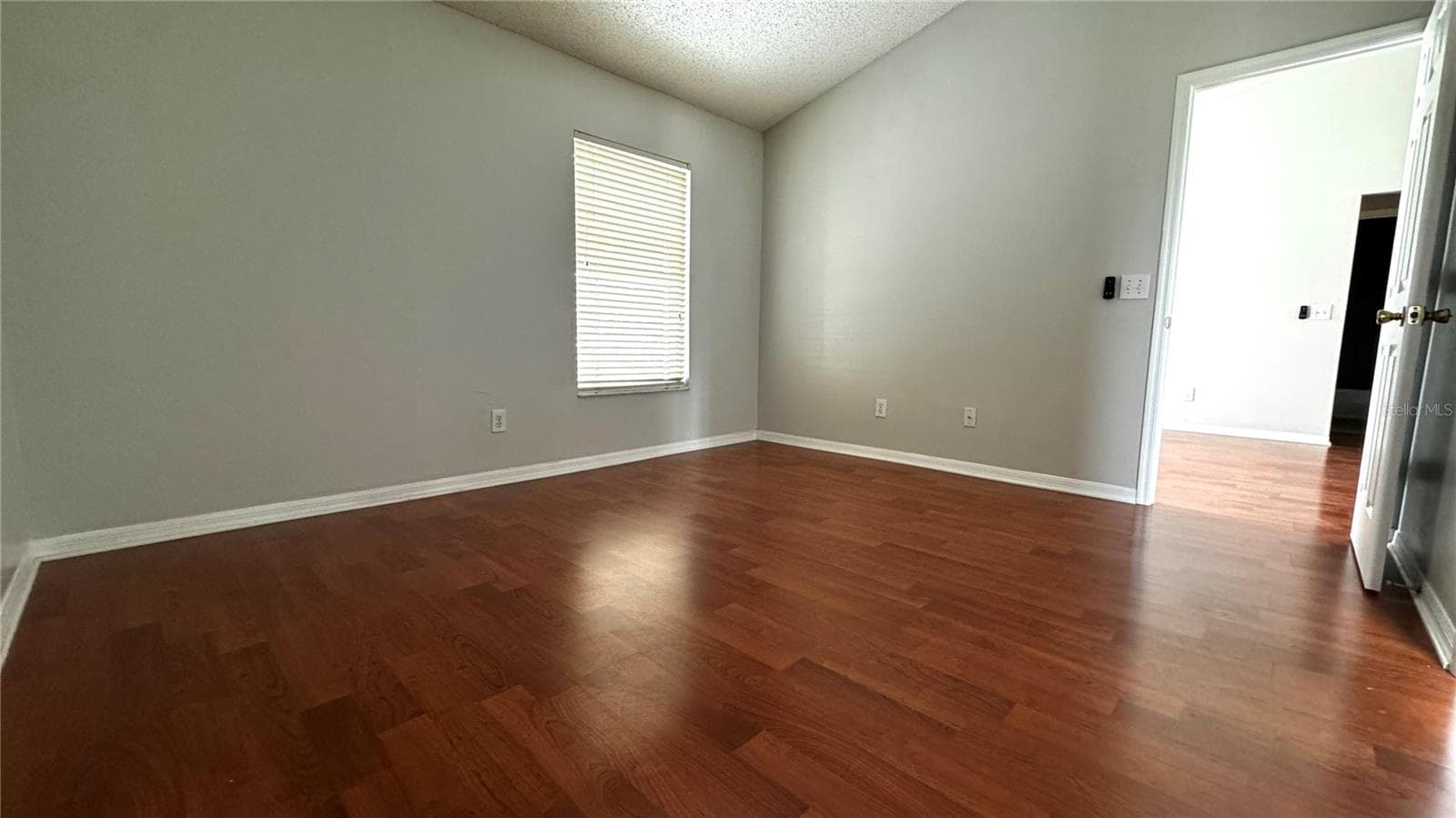 En-Suite - 237 WALPOLE LOOP, DAVENPORT