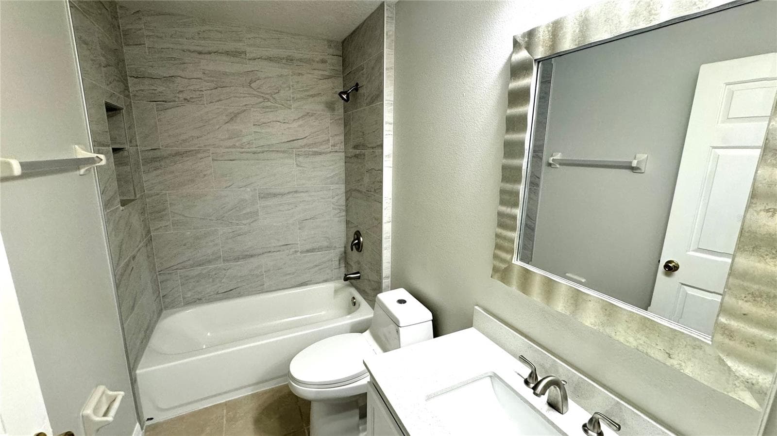2nd Bathroom - 237 WALPOLE LOOP, DAVENPORT