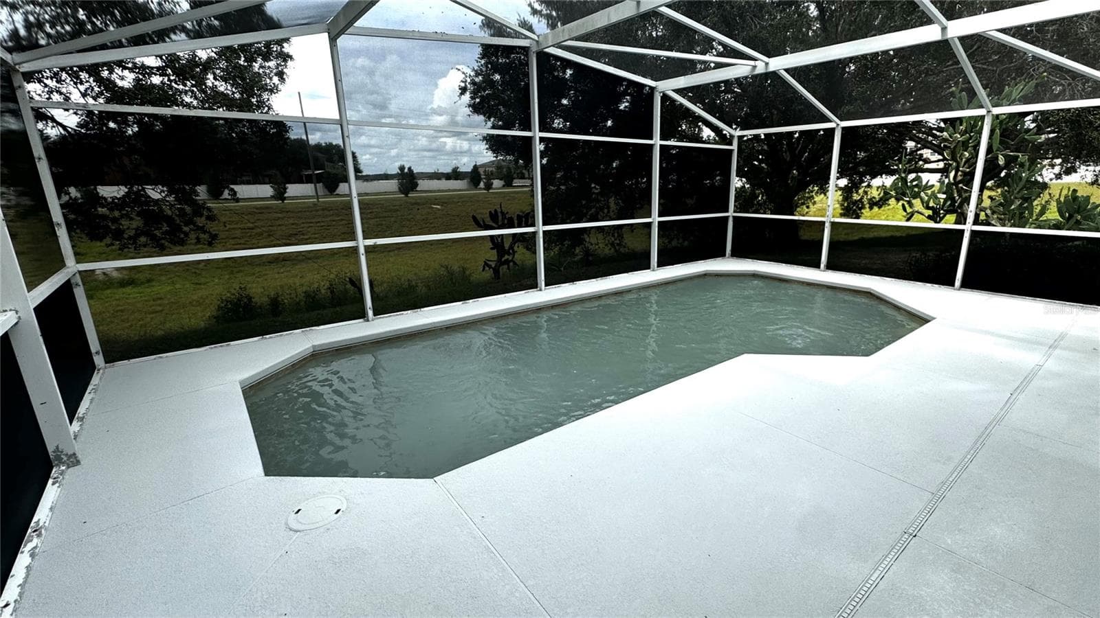 Pool Area - 237 WALPOLE LOOP, DAVENPORT