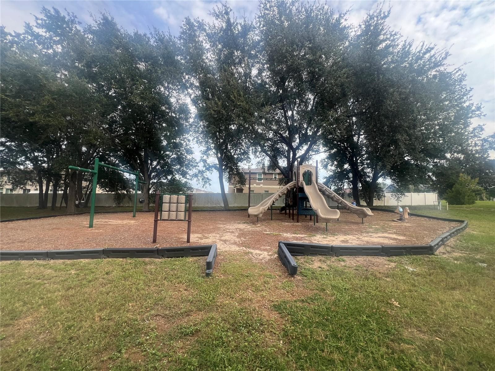 Community Playground - 237 WALPOLE LOOP, DAVENPORT