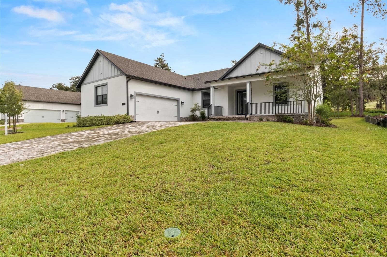 5934 SUMMIT VIEW DR