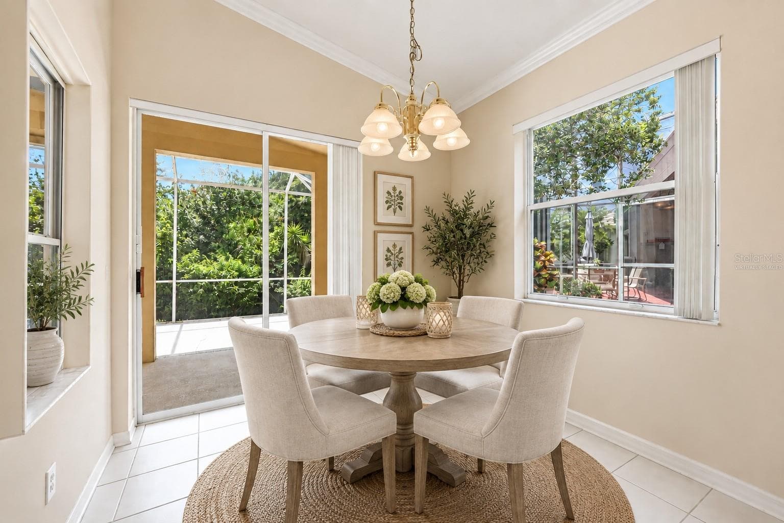 Virtually Staged Breakfast dining - 8492 IDLEWOOD CT, LAKEWOOD RANCH