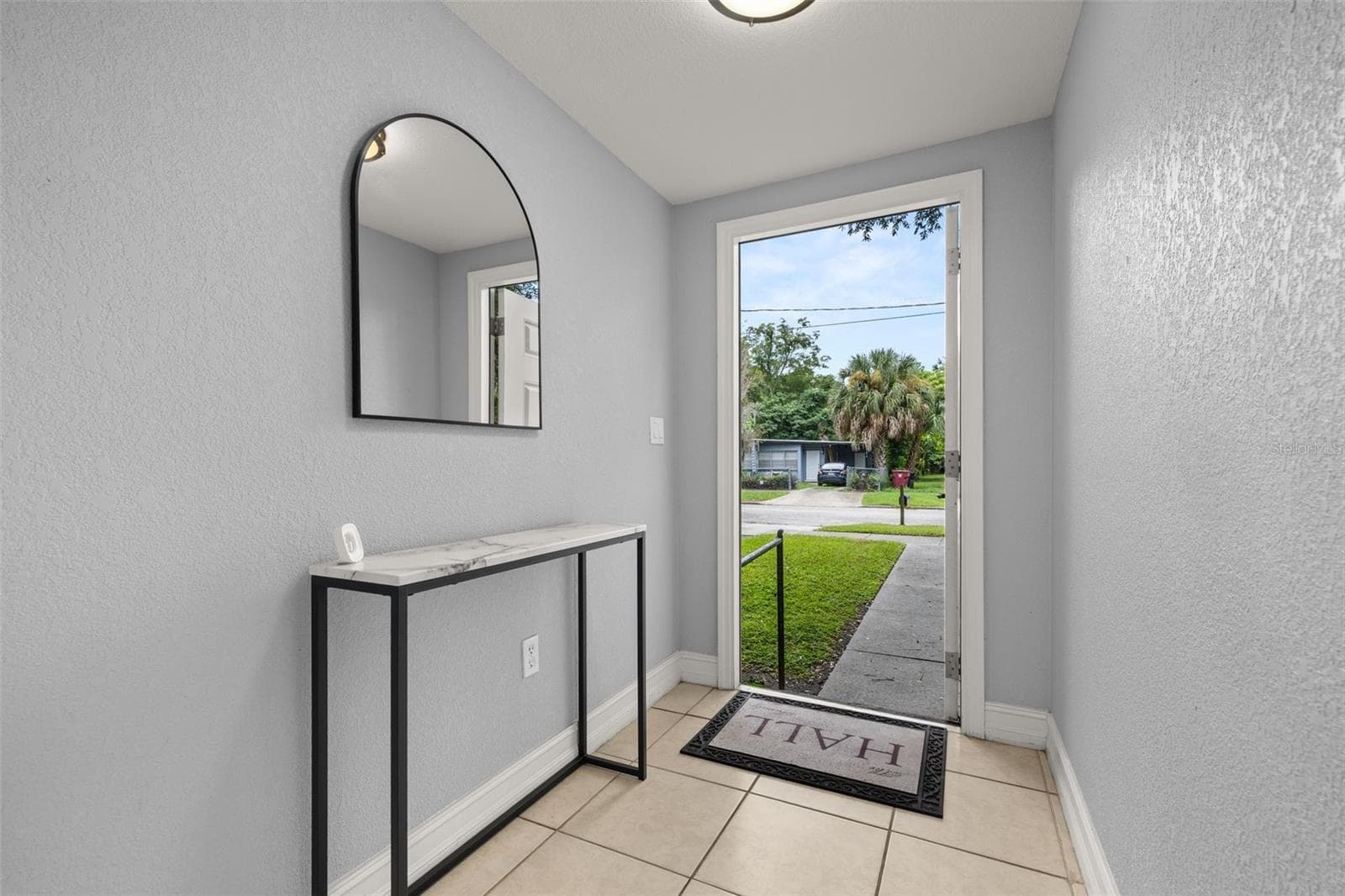 Single Family Residence at 617 CITRUS ST, ORLANDO, photo 5 of 35