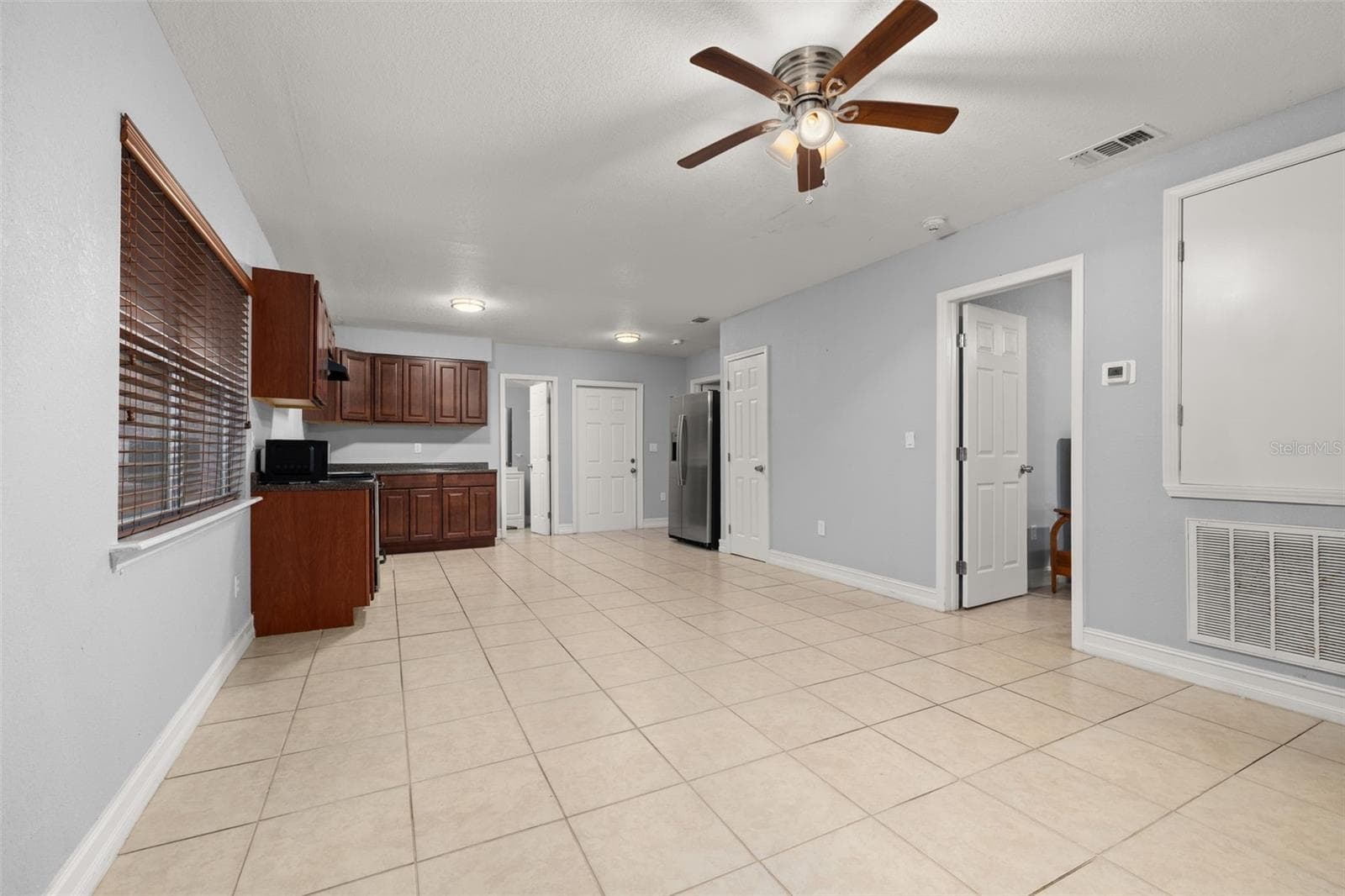 Single Family Residence at 617 CITRUS ST, ORLANDO, photo 7 of 35
