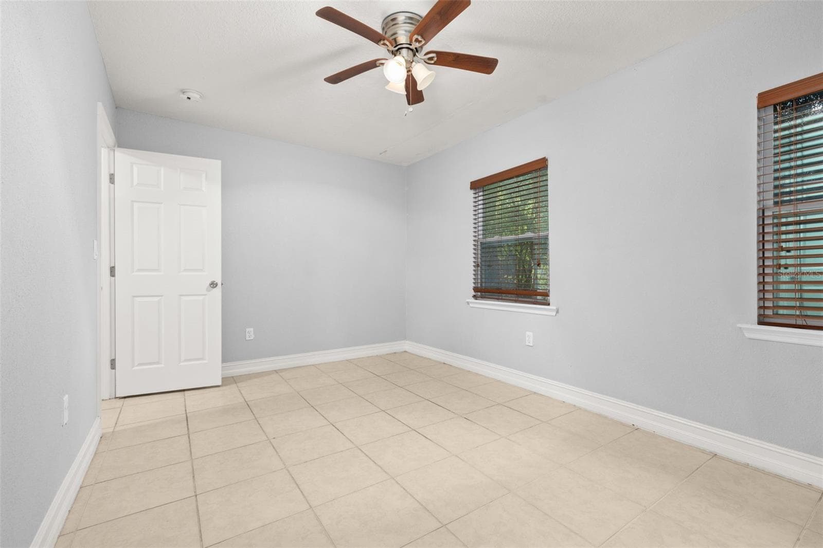 Single Family Residence at 617 CITRUS ST, ORLANDO, photo 23 of 35