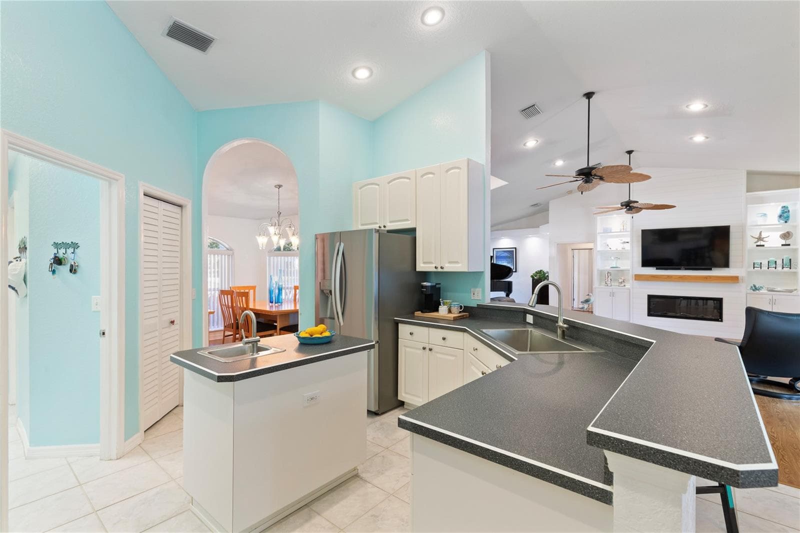 Single Family Residence at 2972 GLENPARK RD, PALM HARBOR, photo 10 of 43