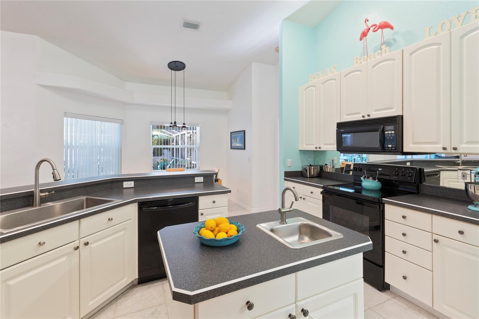Single Family Residence at 2972 GLENPARK RD, PALM HARBOR, photo 11 of 43