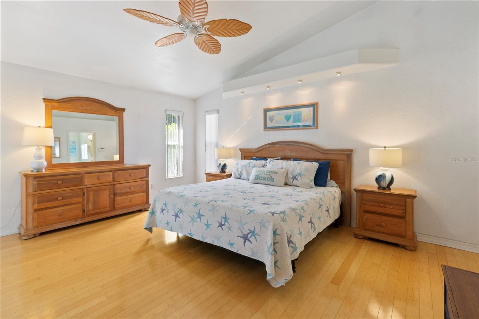 Single Family Residence at 2972 GLENPARK RD, PALM HARBOR, photo 15 of 43
