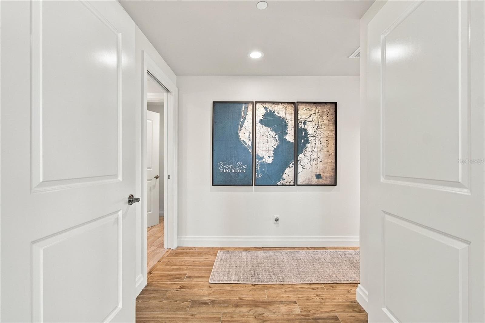 Entrance into primary suite - 650 COLLANY RD #406, TIERRA VERDE