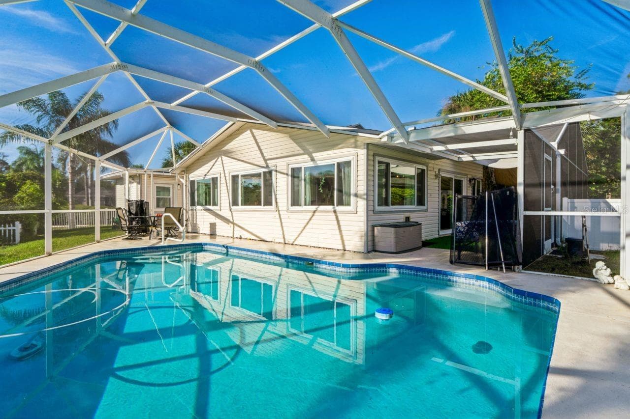 Single Family Residence at 4254 MARINE PKWY, NEW PORT RICHEY, photo 50 of 78