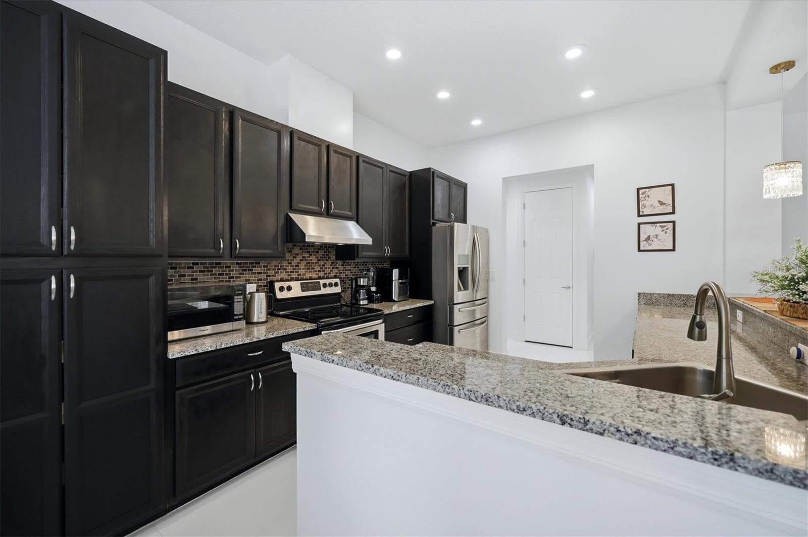 Villa at 5505 46TH CT W #601, BRADENTON, photo 12 of 37